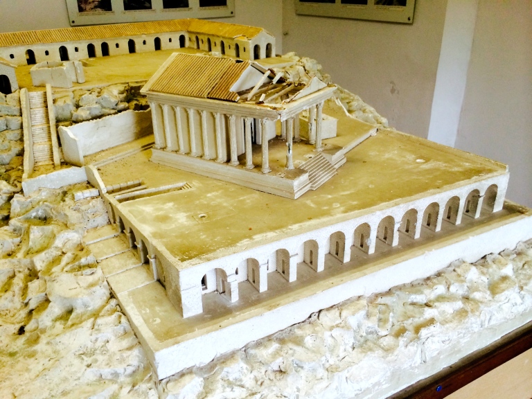 Model of the Temple of Jupiter Anxur 