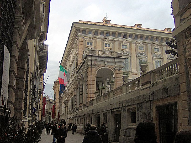 800px-Palazzo_Doria_Tursi_(Genova)_9